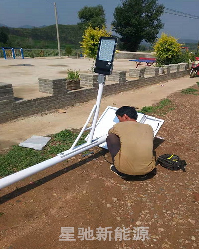 �ӱ��е��S����ؚ·��