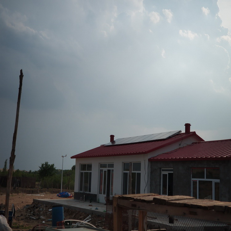 酒店太陽能發(fā)電設備價格表