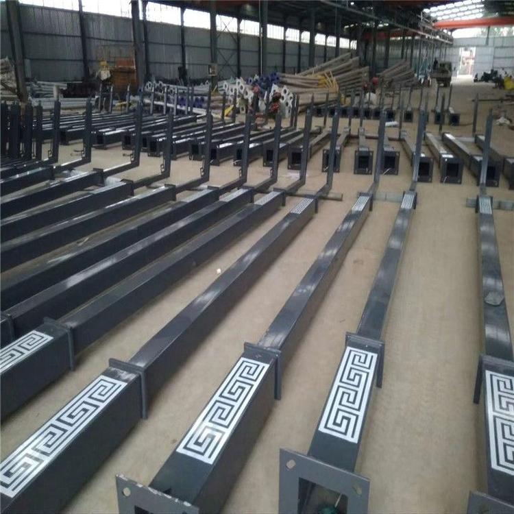 led路燈燈桿價格多少錢一個