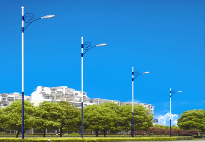 太陽能路燈多錢一套