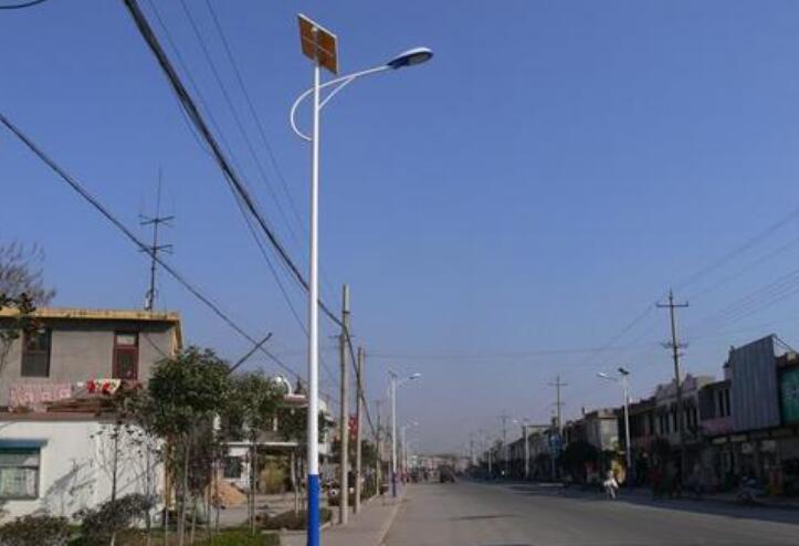 太陽能路燈